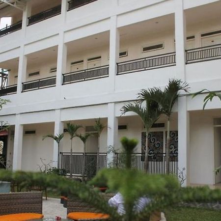 Grand Kalpataru Syariah Hotel Malang Bagian luar foto